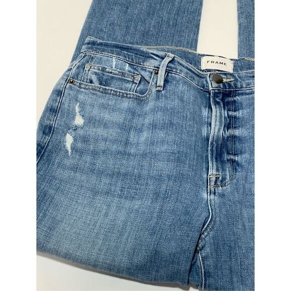 Frame, Walden rock distressed, raw hem jean size 28 - Picture 2 of 9